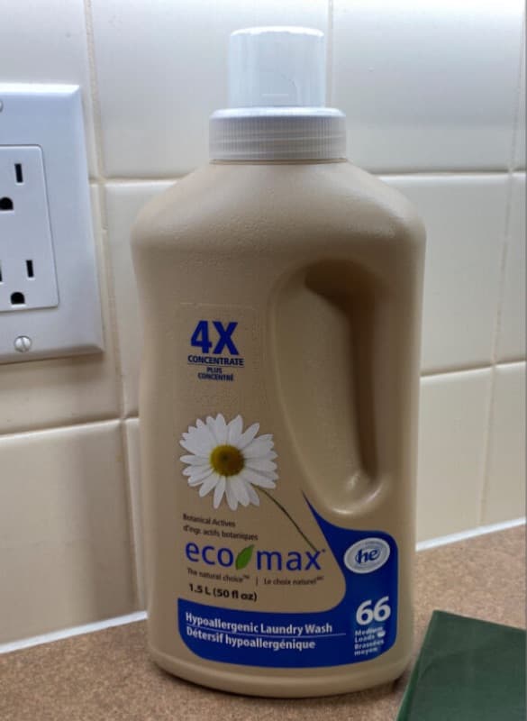 Laundry detergent